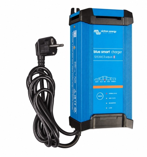 Зарядное устройство Victron Blue Smart IP22 Charger 12V/20A (3)