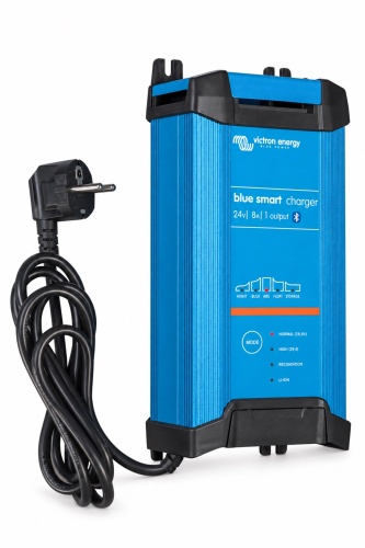 Зарядное устройство Victron Blue Smart IP22 Charger 24V/8A (1)
